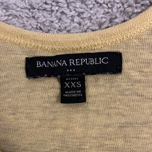Banana Republic Button-Down Tank Top - Picture 2 of 3